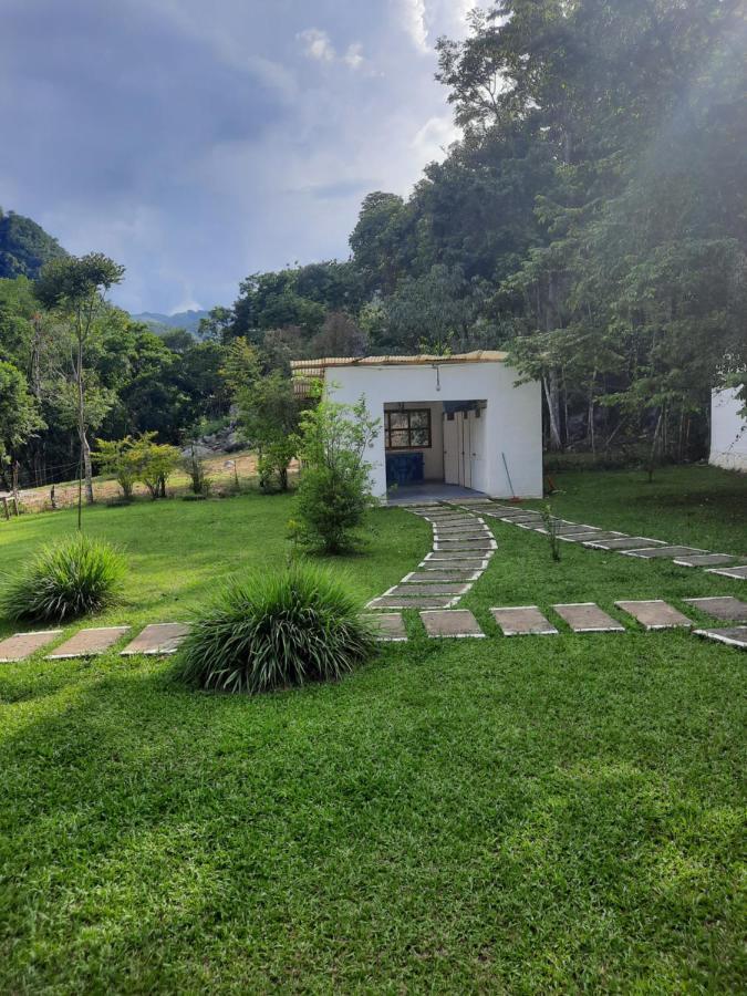 Pachamaya River Hostel Lanquín Esterno foto