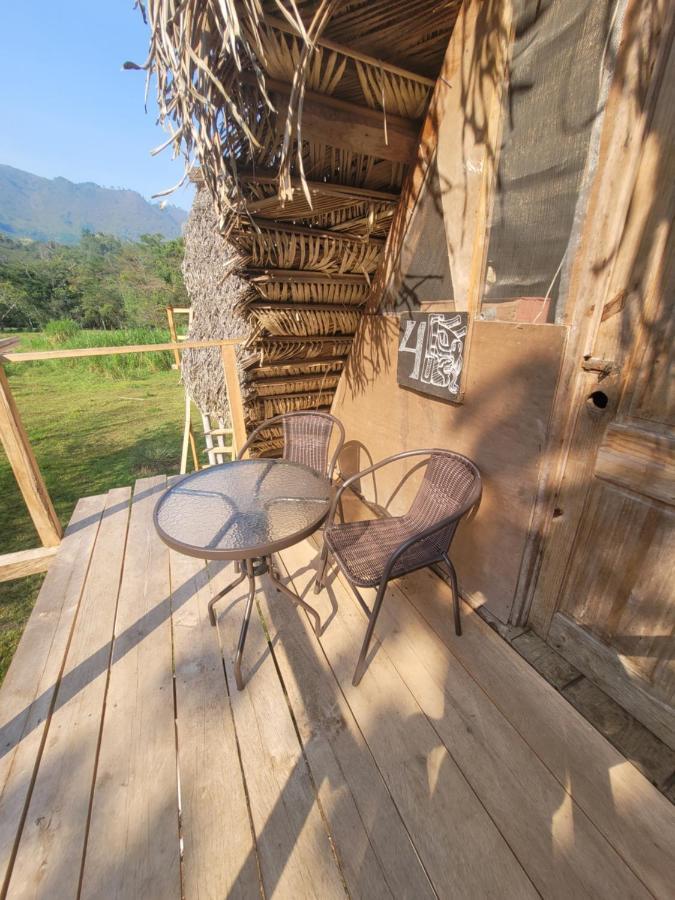 Pachamaya River Hostel Lanquín Esterno foto