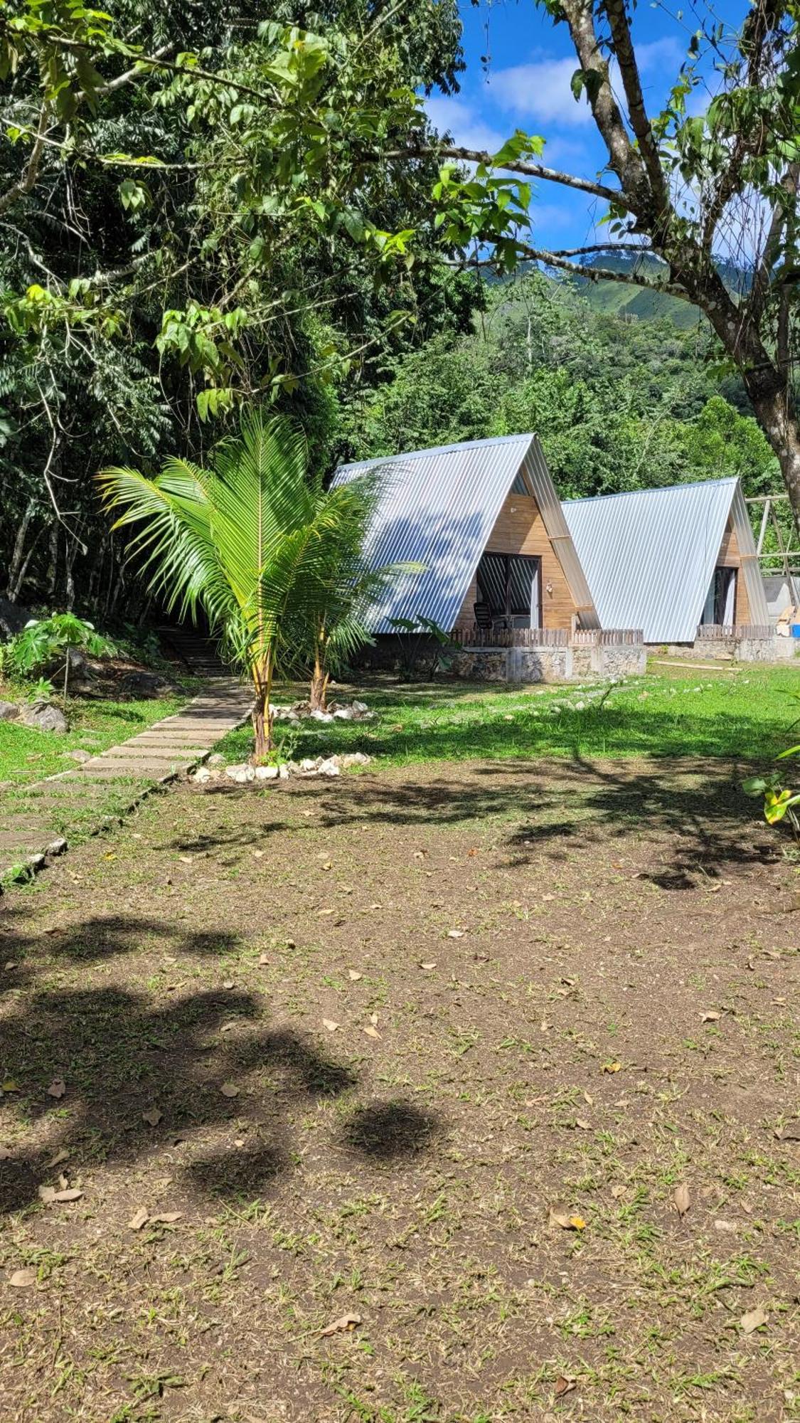 Pachamaya River Hostel Lanquín Esterno foto