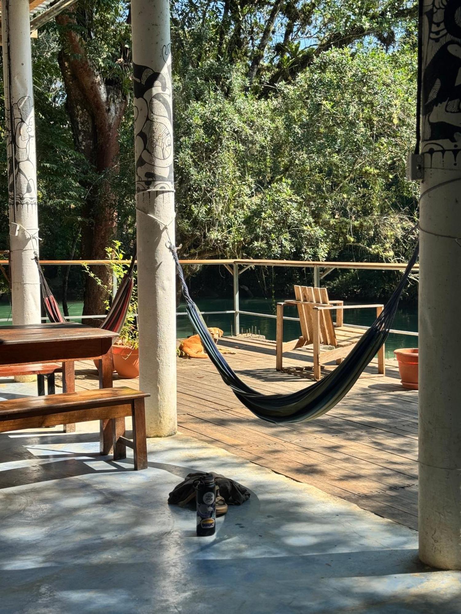Pachamaya River Hostel Lanquín Esterno foto