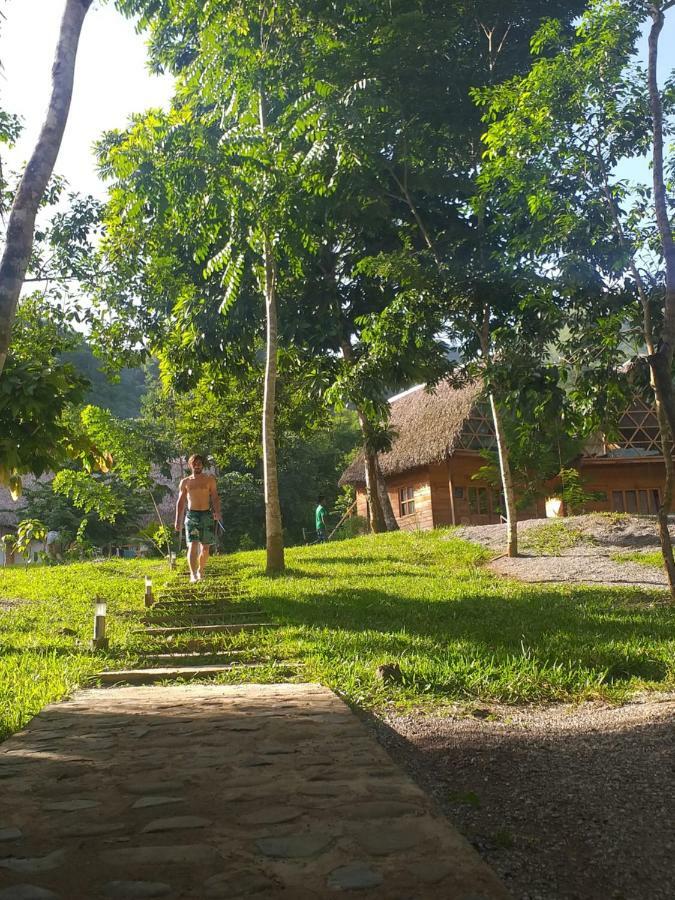 Pachamaya River Hostel Lanquín Esterno foto